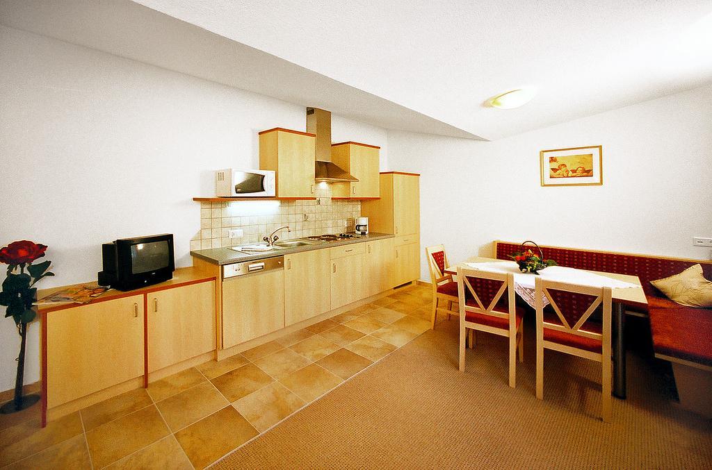 Gaestehaus Mrak Langenfeld Room photo